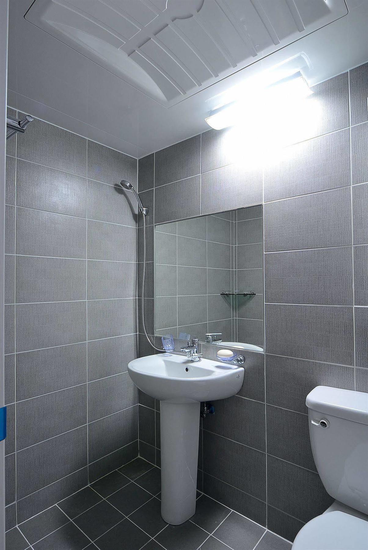 Red Guesthouse Сеул Экстерьер фото